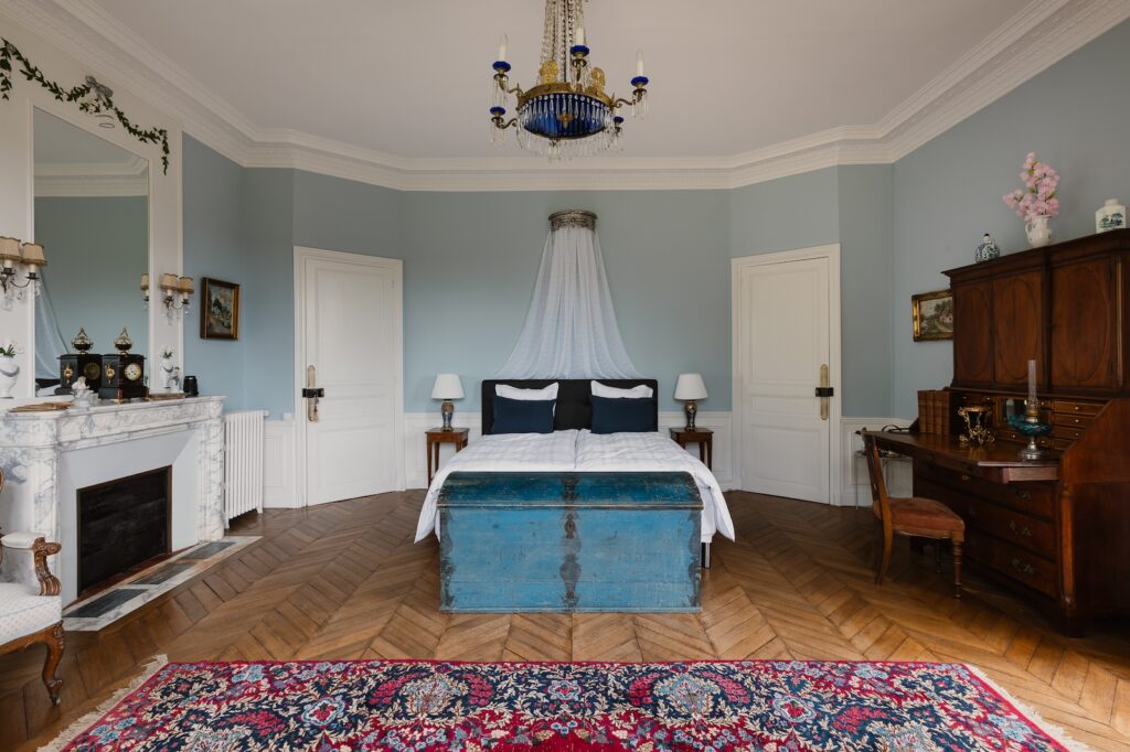 Chambre romantique au château en Normandie